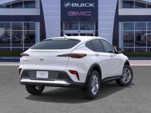 Summit White 2026 Buick Envista Preferred FWD