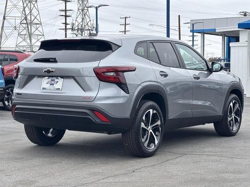 Gray 2026 Chevrolet Trax 1RS