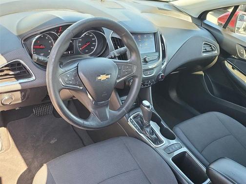 Red 2019 Chevrolet Cruze LT