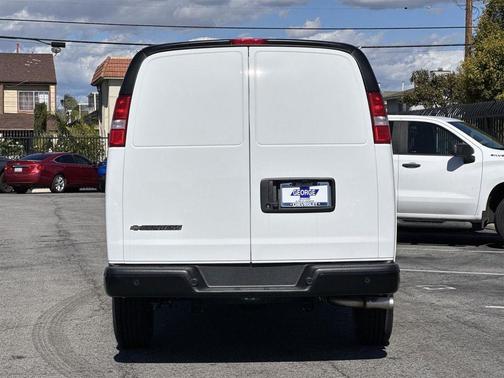 2025 Chevrolet Express 2500 Work Van