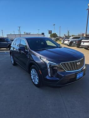 2023 Cadillac XT4 Luxury