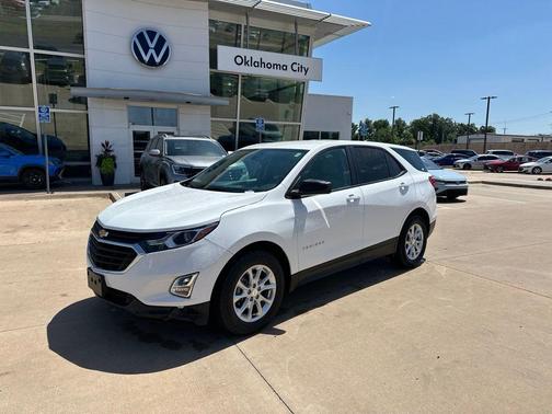 Summit White 2021 Chevrolet Equinox LS