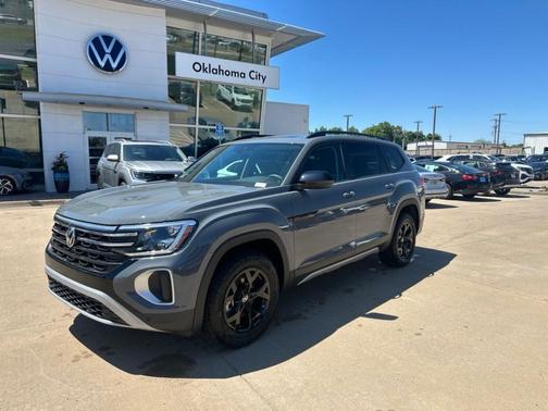 Pure Gray 2026 Volkswagen Atlas 2.0T Peak Edition