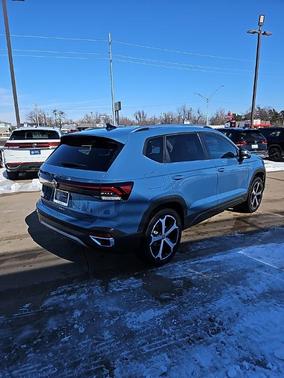 2025 Volkswagen Taos 1.5T SEL