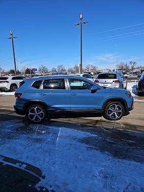 2025 Volkswagen Taos 1.5T SEL