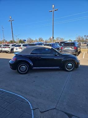 2018 Volkswagen Beetle 2.0T Coast