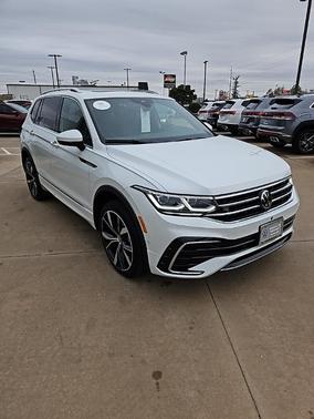 2024 Volkswagen Tiguan 2.0T SEL R-Line