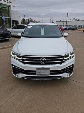 2024 Volkswagen Tiguan 2.0T SEL R-Line