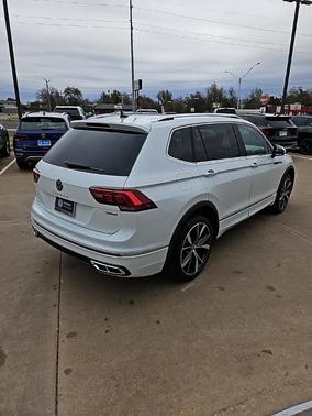 2024 Volkswagen Tiguan 2.0T SEL R-Line