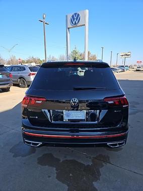 2024 Volkswagen Tiguan 2.0T SEL R-Line