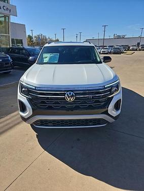 2026 Volkswagen Atlas PEAK EDITION