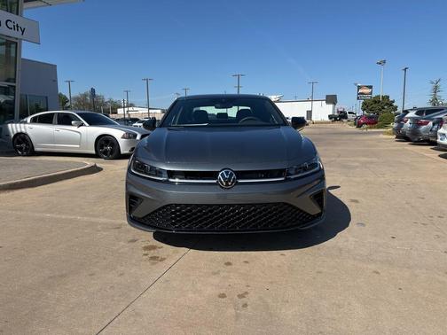 Platinum Gray Metallic 2026 Volkswagen Jetta 1.5T Sport