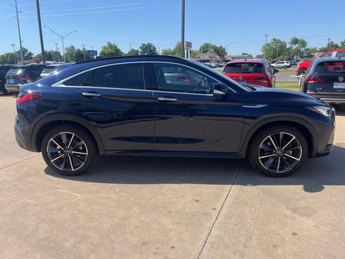 2024 INFINITI QX55 LUXE