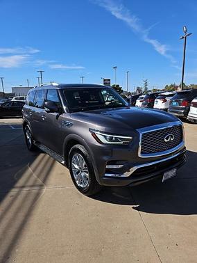 2024 INFINITI QX80 Luxe
