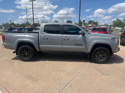2021 Toyota Tacoma SR5