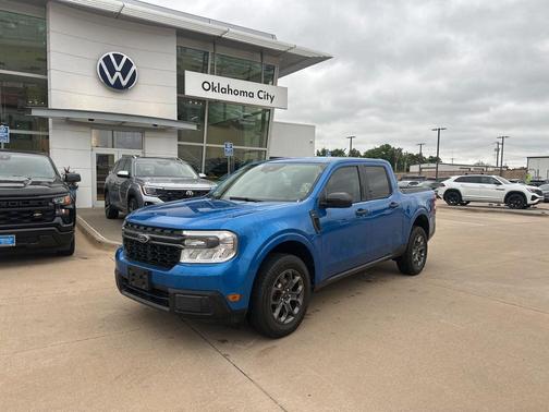 Blue Metallic 2022 Ford Maverick XLT