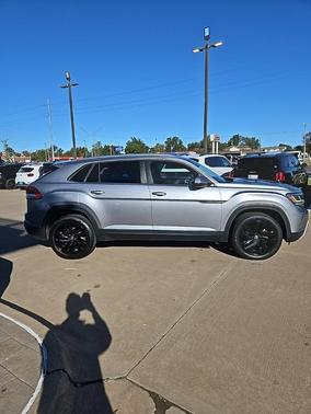 2023 Volkswagen Atlas Cross Sport 3.6L V6 SE w/Technology