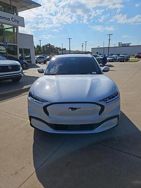 2022 Ford Mustang Mach-E Select