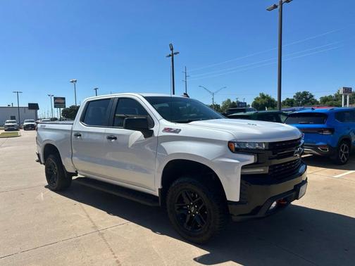 Iridescent Pearl Tricoat 2020 Chevrolet Silverado 1500 LT Trail Boss