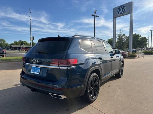 Tourmaline Blue Metallic 2023 Volkswagen Atlas 3.6L SE w/Technology