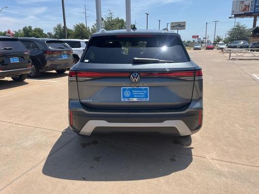 2025 Volkswagen Tiguan 2.0T S