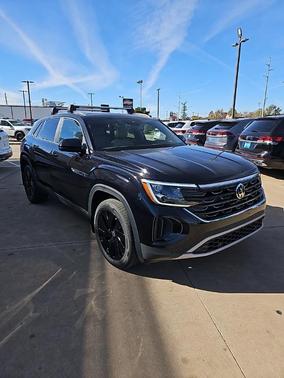 2026 Volkswagen Atlas Cross Sport 2.0T SE