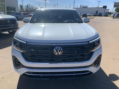 2025 Volkswagen Atlas Cross Sport 2.0T SEL Premium R-Line