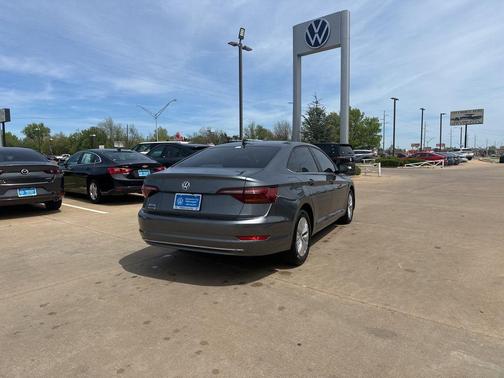 Platinum Gray Metallic 2019 Volkswagen Jetta 1.4T S