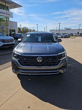 2025 Volkswagen Atlas Cross Sport 2.0T SEL Premium R-Line