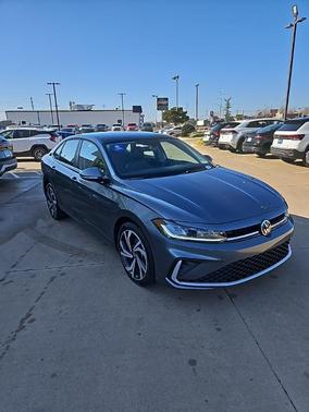 2025 Volkswagen Jetta 1.5T SEL