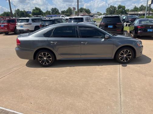 2012 Volkswagen Passat 2.5 S