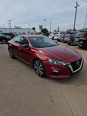 2021 Nissan Altima 2.0 SR