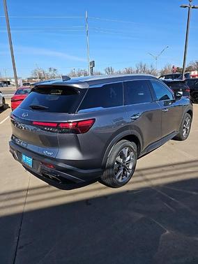 2024 INFINITI QX60 Luxe