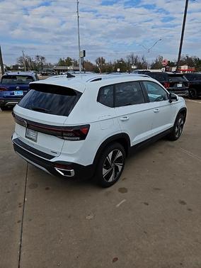 2026 Volkswagen Taos 1.5T SE