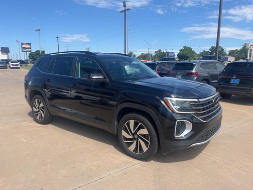 2024 Volkswagen Atlas 2.0T SE
