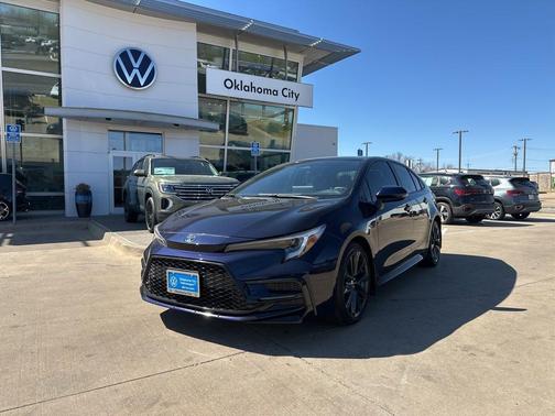 2025 Toyota Corolla Hybrid LE