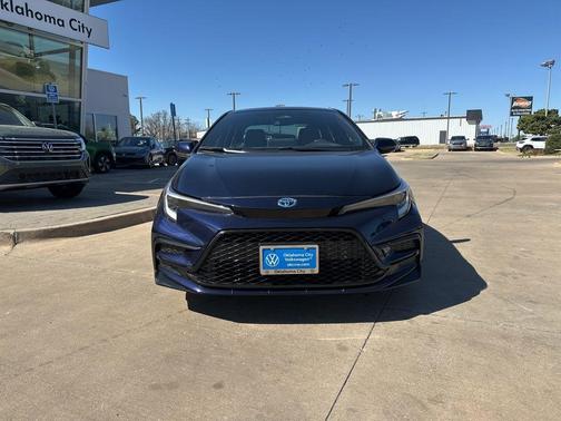 2025 Toyota Corolla Hybrid LE