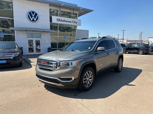 2019 GMC Acadia SLE-2
