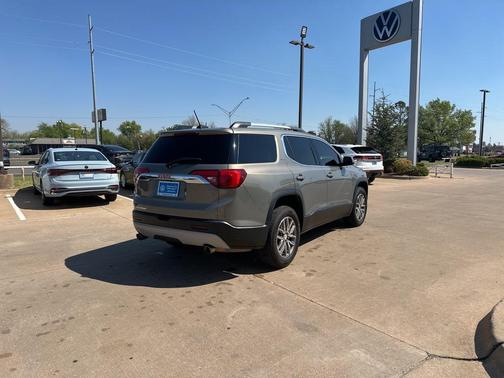 2019 GMC Acadia SLE-2