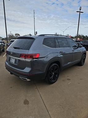 2023 Volkswagen Atlas 3.6L SE w/Technology