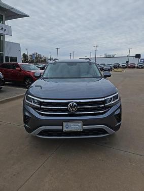 2023 Volkswagen Atlas 3.6L SE w/Technology