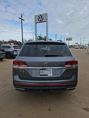 2023 Volkswagen Atlas 3.6L SE w/Technology