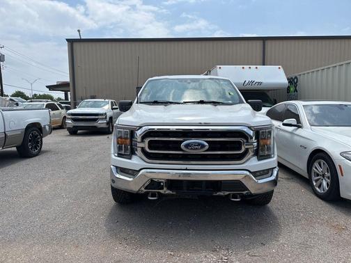 Oxford White 2021 Ford F-150 XLT