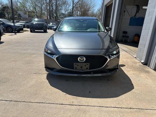 Machine Gray Metallic 2025 Mazda Mazda3 FWD w/Preferred Package