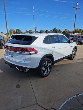 2026 Volkswagen Atlas Cross Sport 2.0T SE
