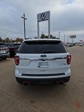 2019 Ford Explorer Base