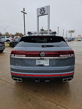 2026 Volkswagen Atlas Cross Sport 2.0T SEL Premium R-Line