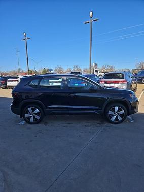 2025 Volkswagen Taos 1.5T S