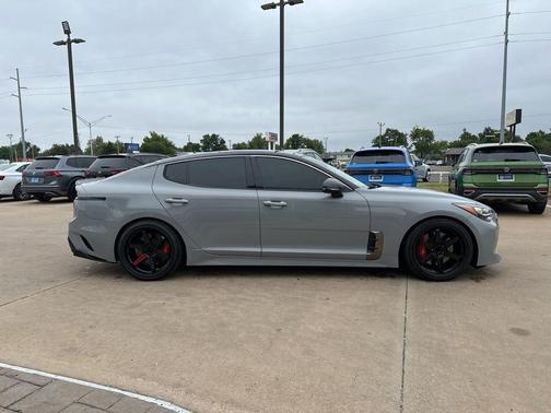 Ceramic Silver 2020 Kia Stinger GT2
