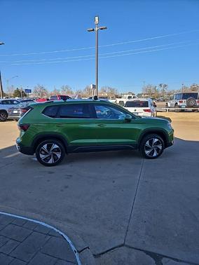 2026 Volkswagen Taos 1.5T SE